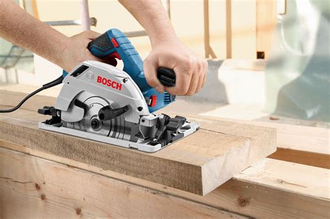 GKS 55+ GCE Ruční okružní pila | Bosch Professional