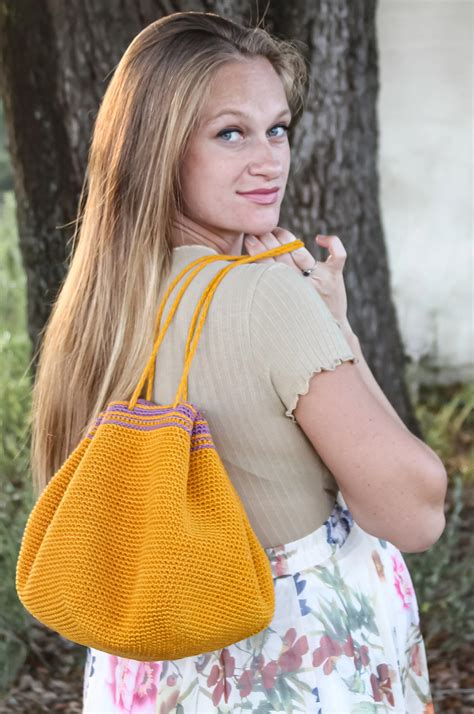 granny square tote bags 8