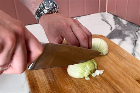 Как порезать овощи: кубиками, слайсами, соломкой, дольками