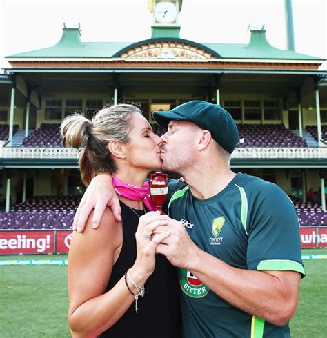 Sports News & Reviews: Australian Players With Thier Wifes