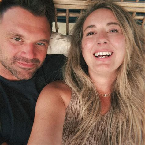 Linguists explain why the your mom was home when you left trend started 24