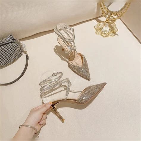 Ayollar uchun poshnali tuflilar 👠 - YouTube