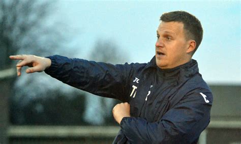 Ready to roll! Holbeach United boss Roberts expecting a closer UCL this ...