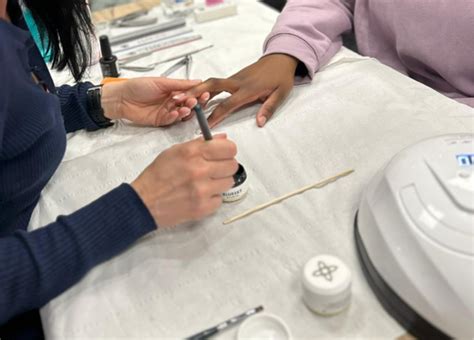 how to become a certified nail tech