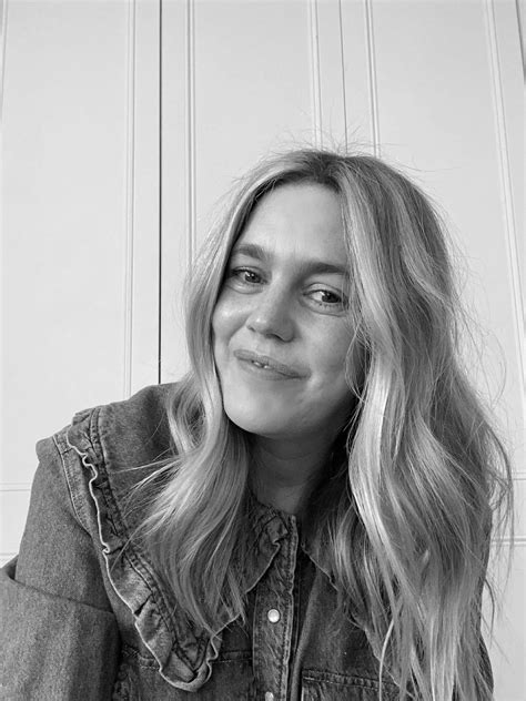 The Last... with Sarah Clark on Douceur ~ Effortless style edits