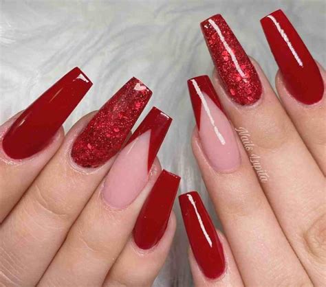 Unhas Vermelhas Elegantes 2024 - UNHAS DECORADAS VERMELHAS 2023 - 2024