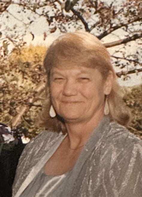 Ruth Ann Bartoszek – Lincoln Ridge Funeral Home