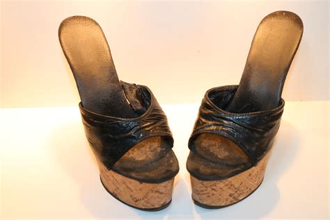 Pin on well worn flip flops and slip on sandals