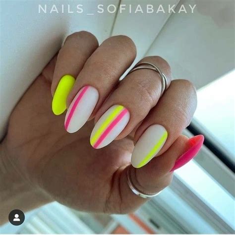 Пин от пользователя Vita Yegorova на доске Nails | Светящиеся ногти ...