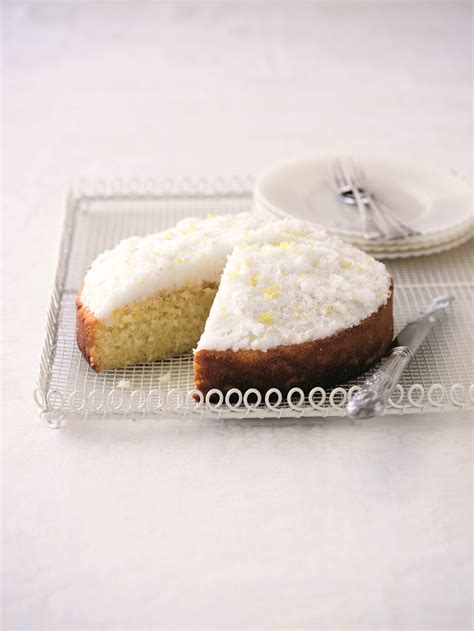 Julie Goodwin's Lemon Coconut Cake Recipe