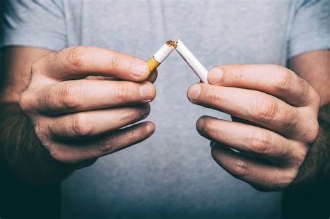 Куріння впливає не тільки на здоров'я курця, але й на його ненароджених ...