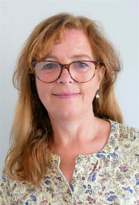 Dr Ros Vesey - The Coastal Practice