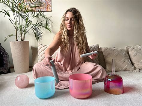 Купить алхимические хрустальные поющие чаши в интернет-магазине Crystal ...