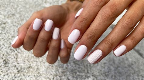 Uñas blancas decoradas: 16 manicuras elegantes y femeninas
