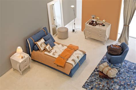 Contemporary - Halley