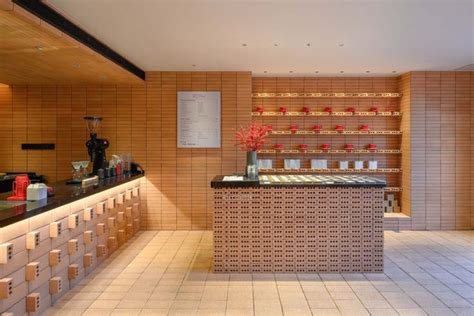 »RU咖啡店由是设计 | Coffee shops interior, Cafe interior design, Coffee bar design