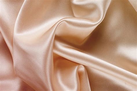 long  fascinating history  silk