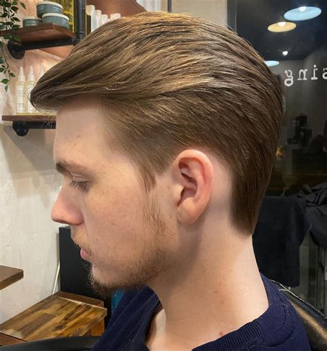 Quiff | Glosty