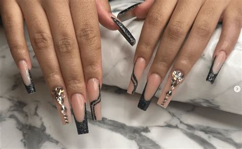 50 Black Glitter Nails Ideas to Add Glam to Your Look