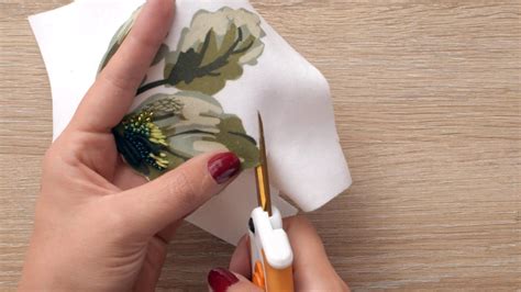 Embroidery Tutorial: How to Create an Appliqué | Domestika