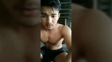 Cowok ganteng Ngegym live Instagram - YouTube