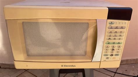 Microondas Antigo Electrolux - "microondas antigo" - Fogões e Fornos no Brasil
