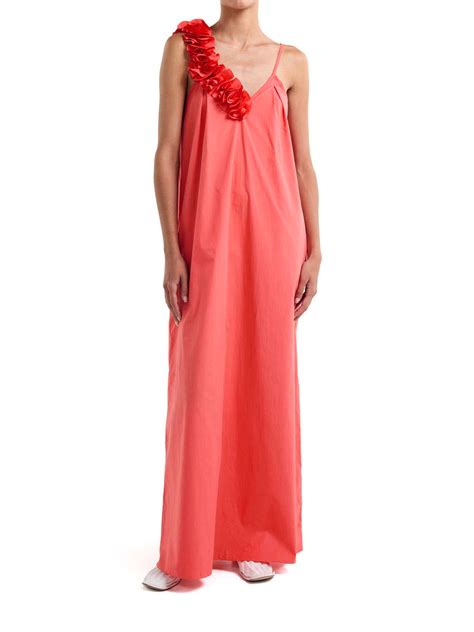 A biography of linda vargas 18