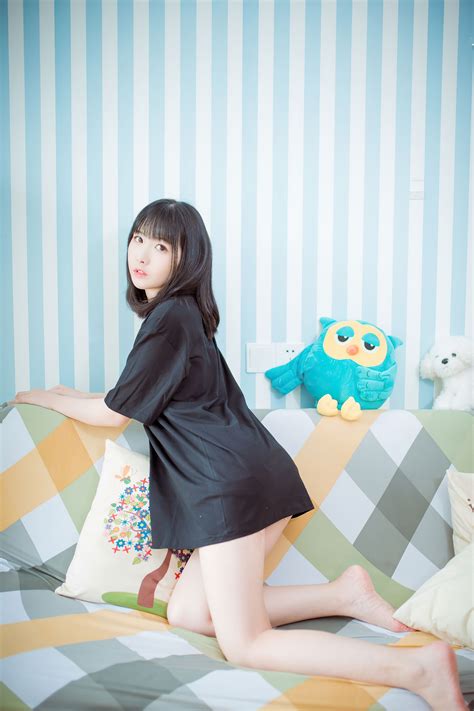 [Cosplay] I'm not neko-bare feet - V2PH