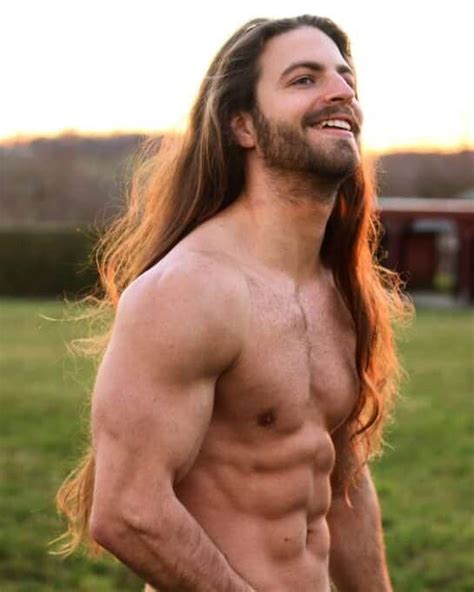 how to make long hair look good on a guy