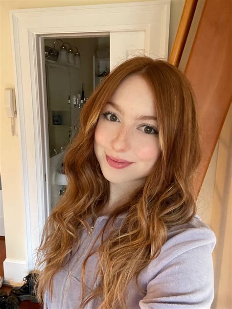 Hey! Now say it back 😈 : r/SFWRedheads