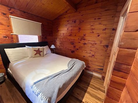 cabin bed bras dor lakes inn