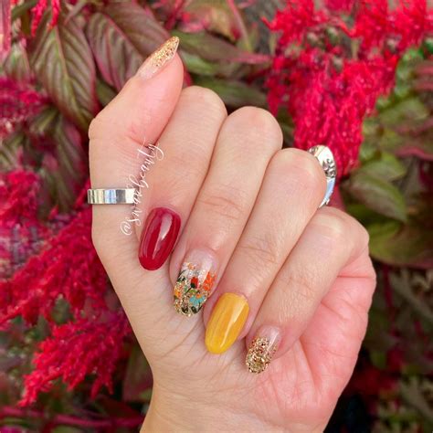 Dashing Diva Nails – Mad for Plaid – swakbeauty.com