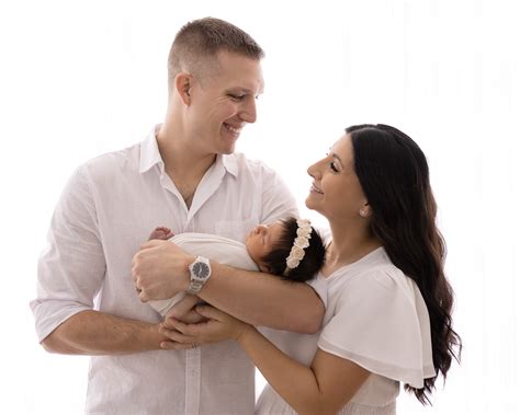 Managing Postpartum Depression and Baby Blues