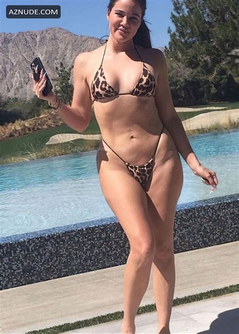 Khloe Kardashian Topless And Sexy Photos Collection - AZNude