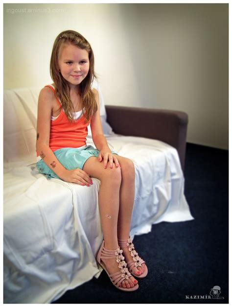 Little model - People & Portrait Photos - Kazimir's Photoblog