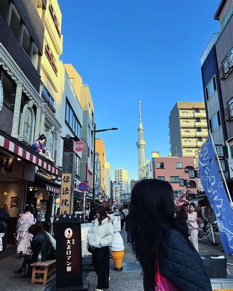 Carly Phu | cause she’s sweet like cocoa, but all she wanna do is