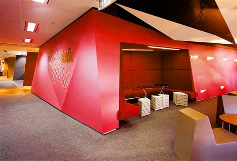 9 Spectacular Headquarters Designs From Banks and Credit Unions
