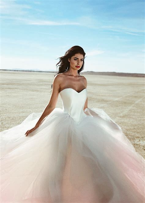 basque waist wedding gowns 5