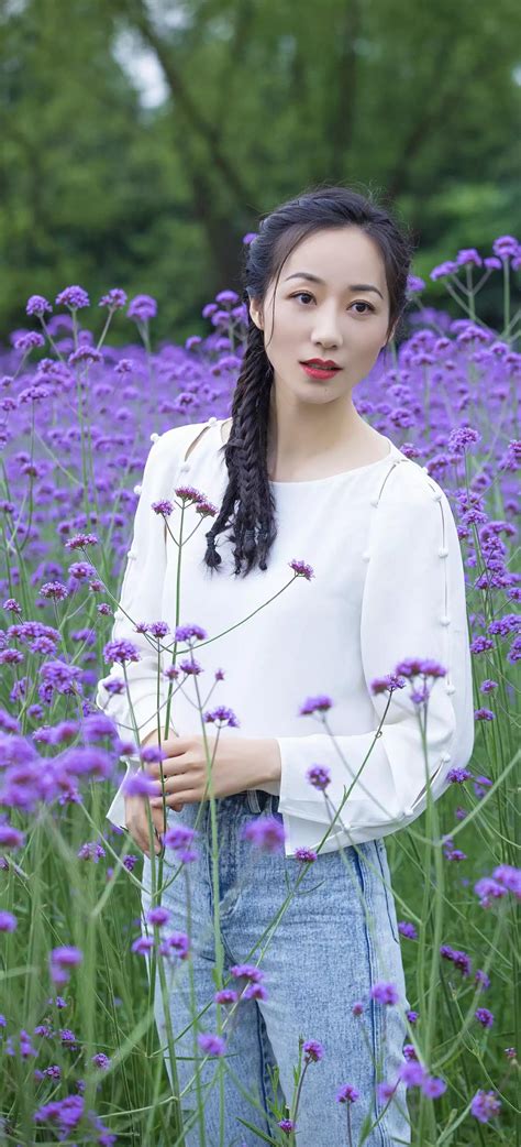 "Star Wallpaper" low-key goddess Han Xue, talent and beauty coexist - iNEWS