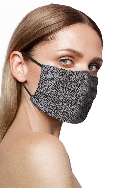 Attention, Glasses-Wearers: These Face Masks Won’t Fog Up Your Frames