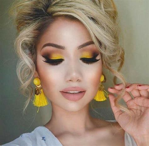 19 ideas de Maquillaje amarillo | maquillaje amarillo, maquillaje de
