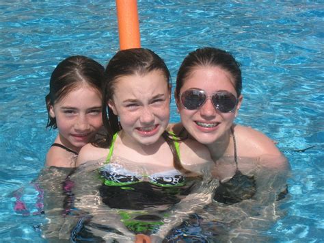 pool cousins 2 | David Schuster | Flickr