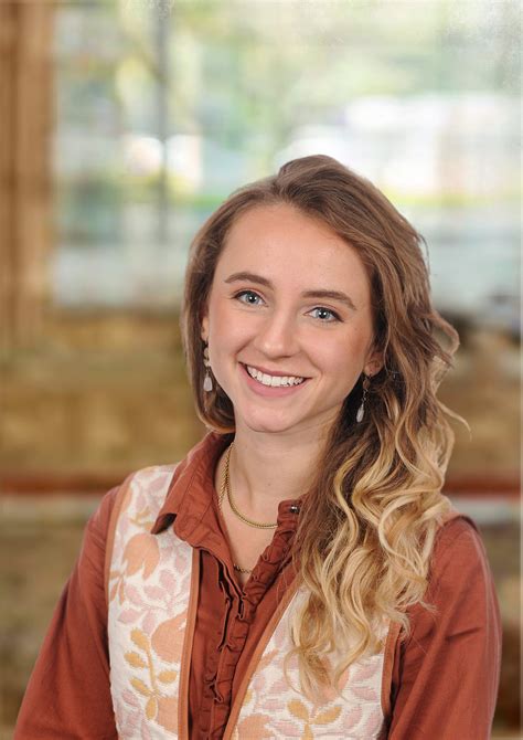 About – Madison Sacramone – Medium