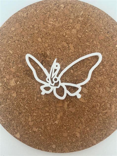 049 - Venomoth.stl - 3D model by Arthena_3D on Thangs