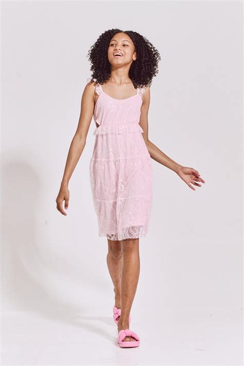 lace dress