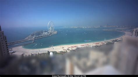 Webcam Dubai Marina Jumeirah Dubai beaches. Live weather streaming web