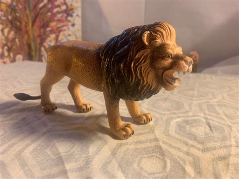 Lion Flying Toys at Ronald Wray blog