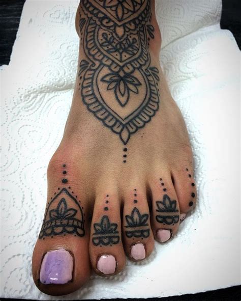 25+ Henna Tattoo Designs In Feet