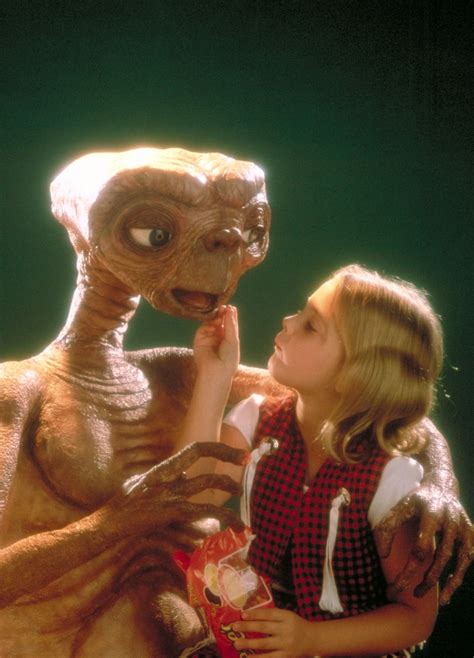 Drew Barrymore in E.T. The Extra-Terrestrial (1982) | Et the extra ...