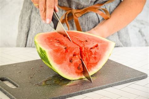 How to Slice Watermelon 3 Ways: Triangles, Cubes & Sticks - In the Kitch